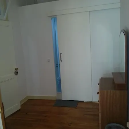Residencia Almirante Pensión Lisboa